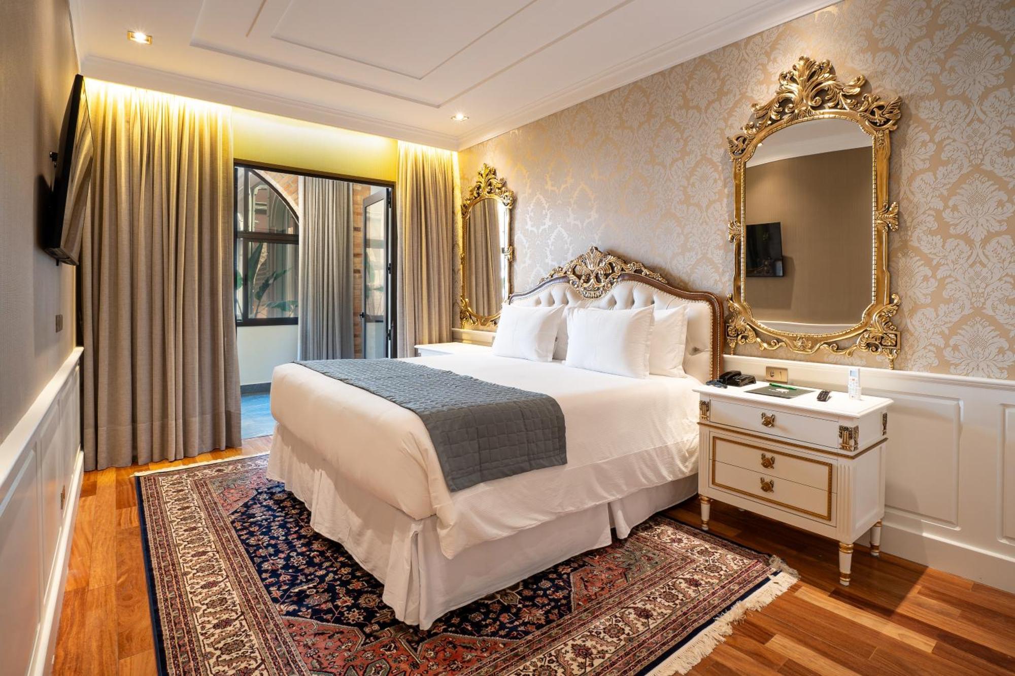 Inn Luis Xv 5*